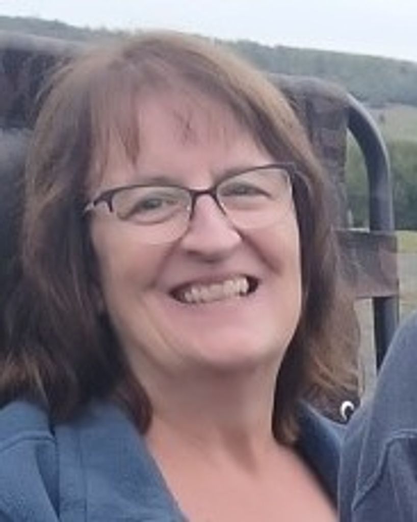 Lynn Clavette Profile Photo