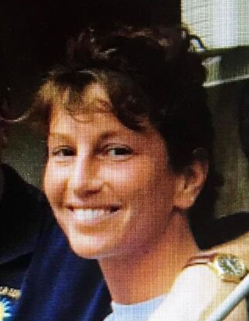 Julie Ann (Michaud)  Prosniewski Profile Photo