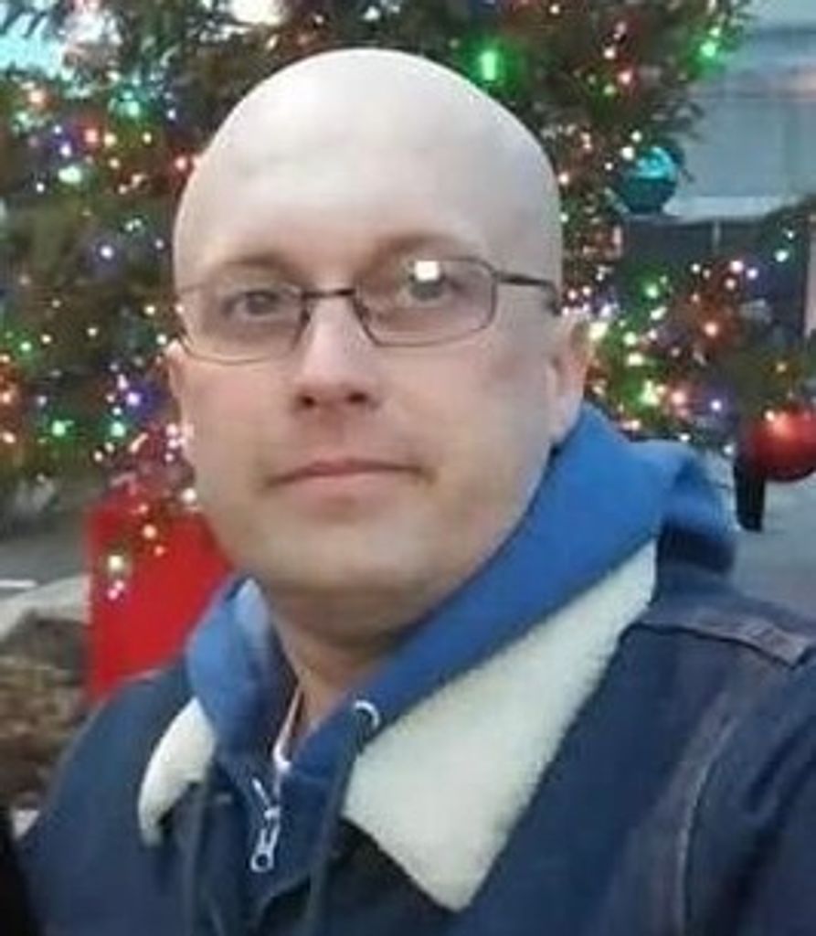 Andrew Gade Profile Photo