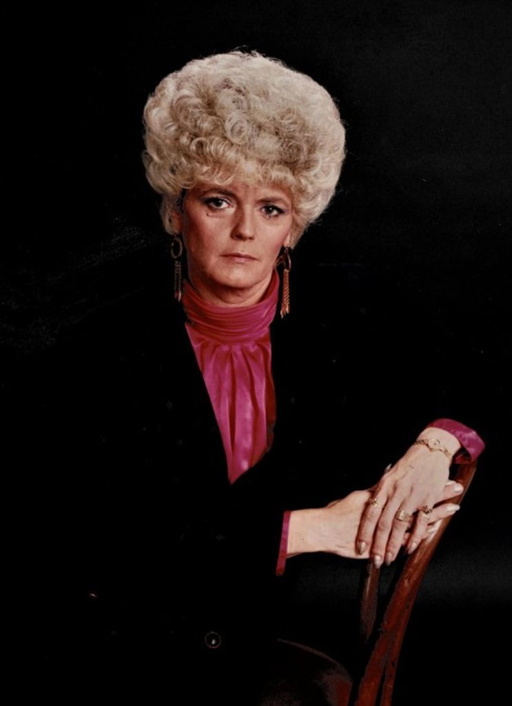 Linda Kay (Neese)  Knight