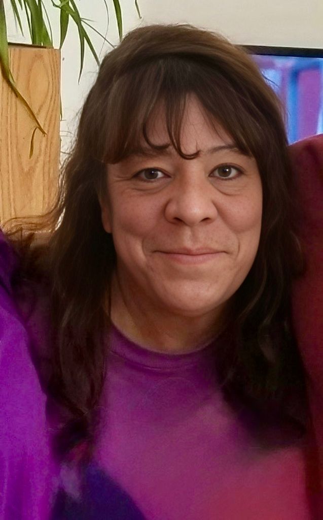 Robyn Larsen Profile Photo