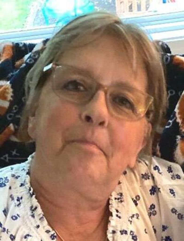 Mary Elizabeth Mercier Profile Photo