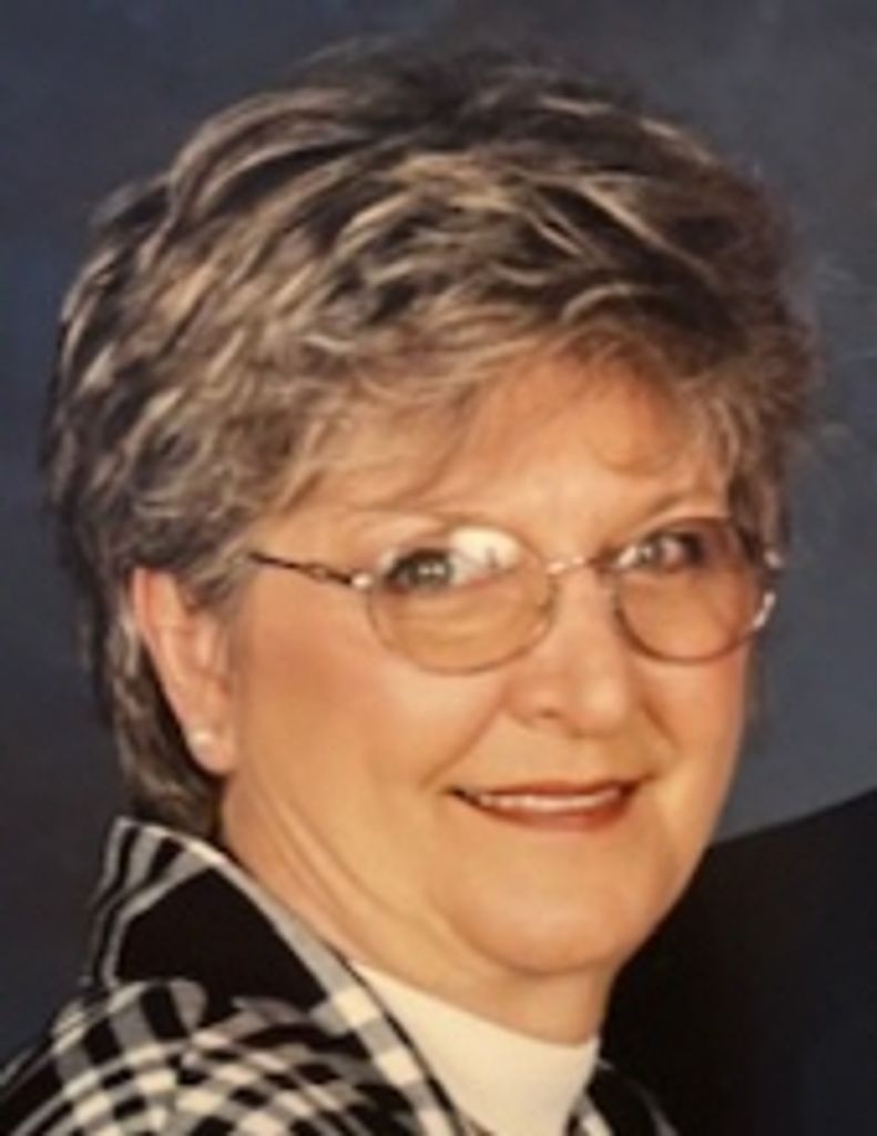 Karen Sue  Vanhoose