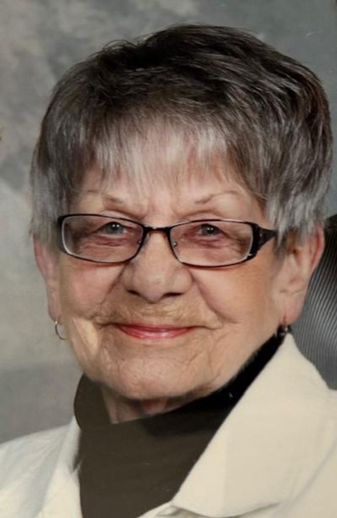 Pat Hall-Beckstead Profile Photo