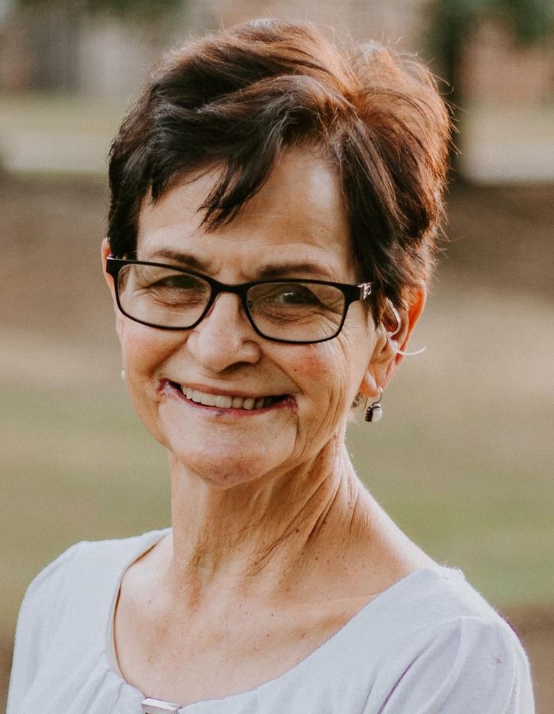 Genie Mosher Profile Photo