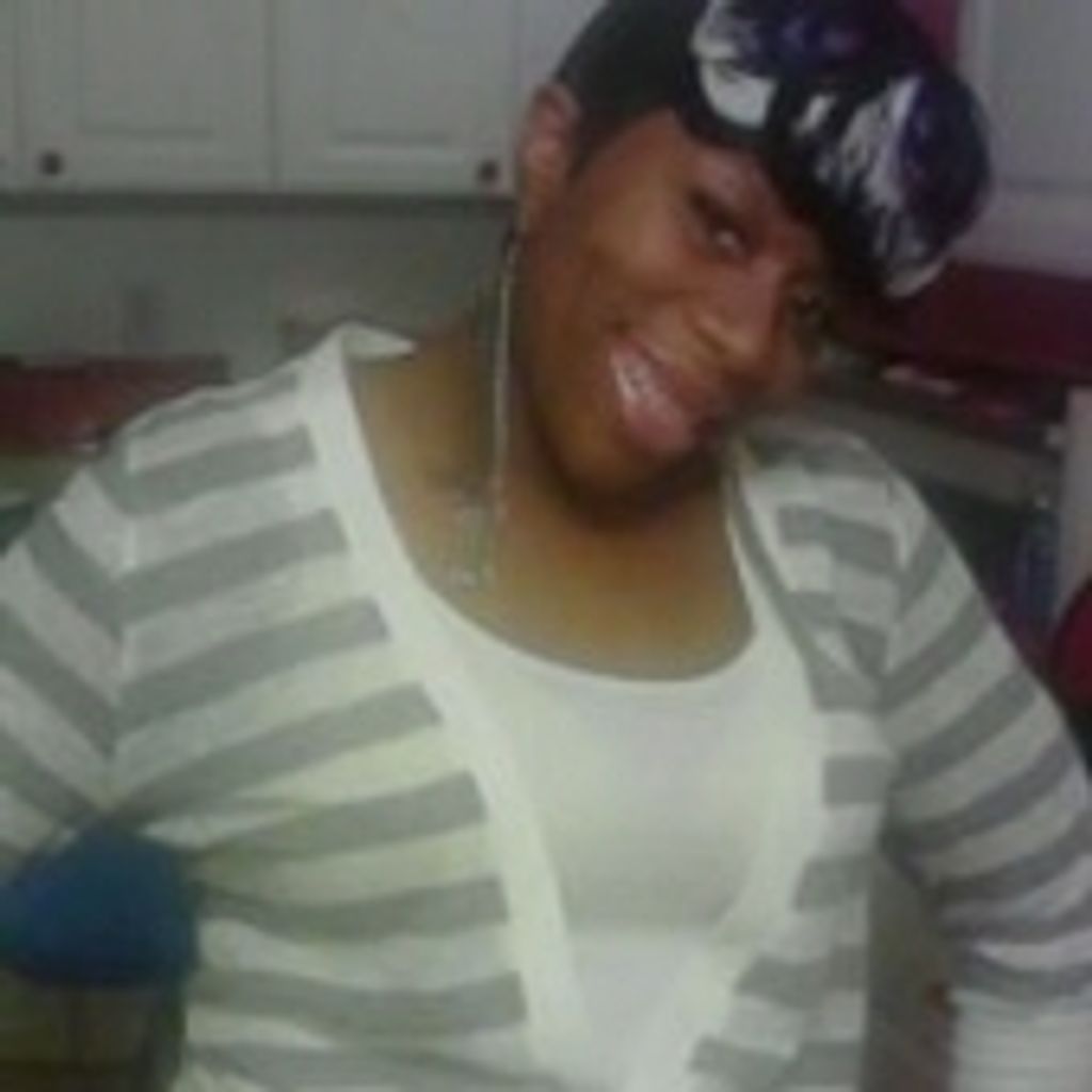 Shanil  Deshaun Hill