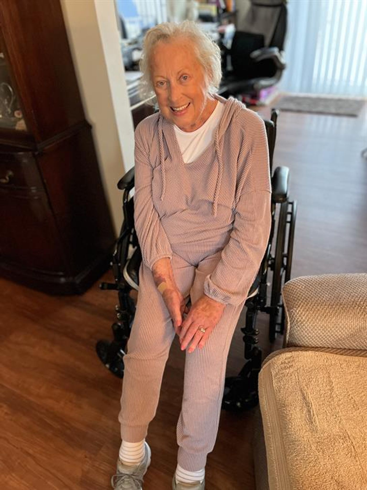 Barbara Jean Estridge photo gallery image 2 of 5