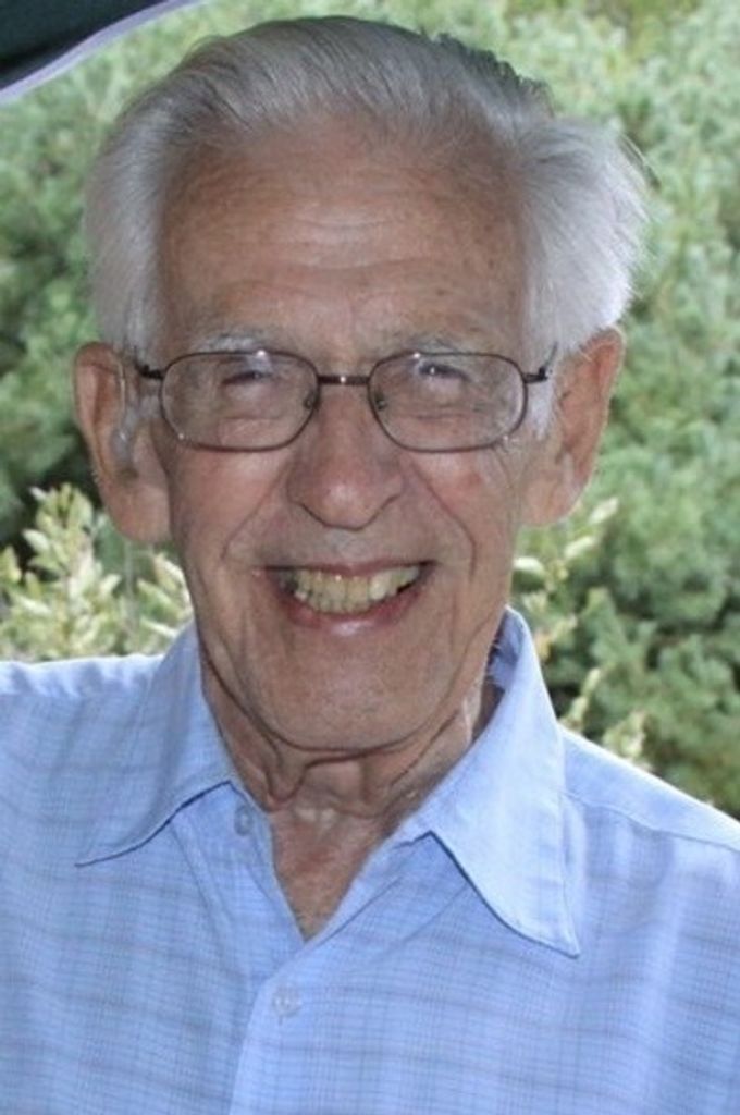 Bruce Donald Mckenzie