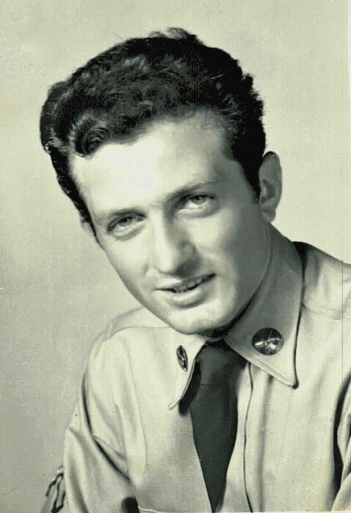 Cecil Lucci