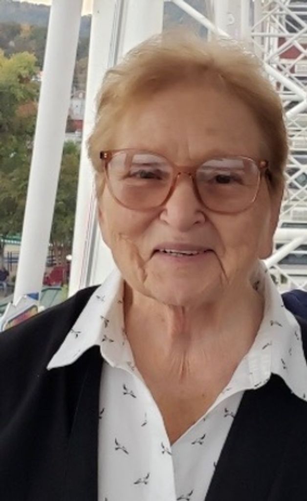 Carolyn Richardson