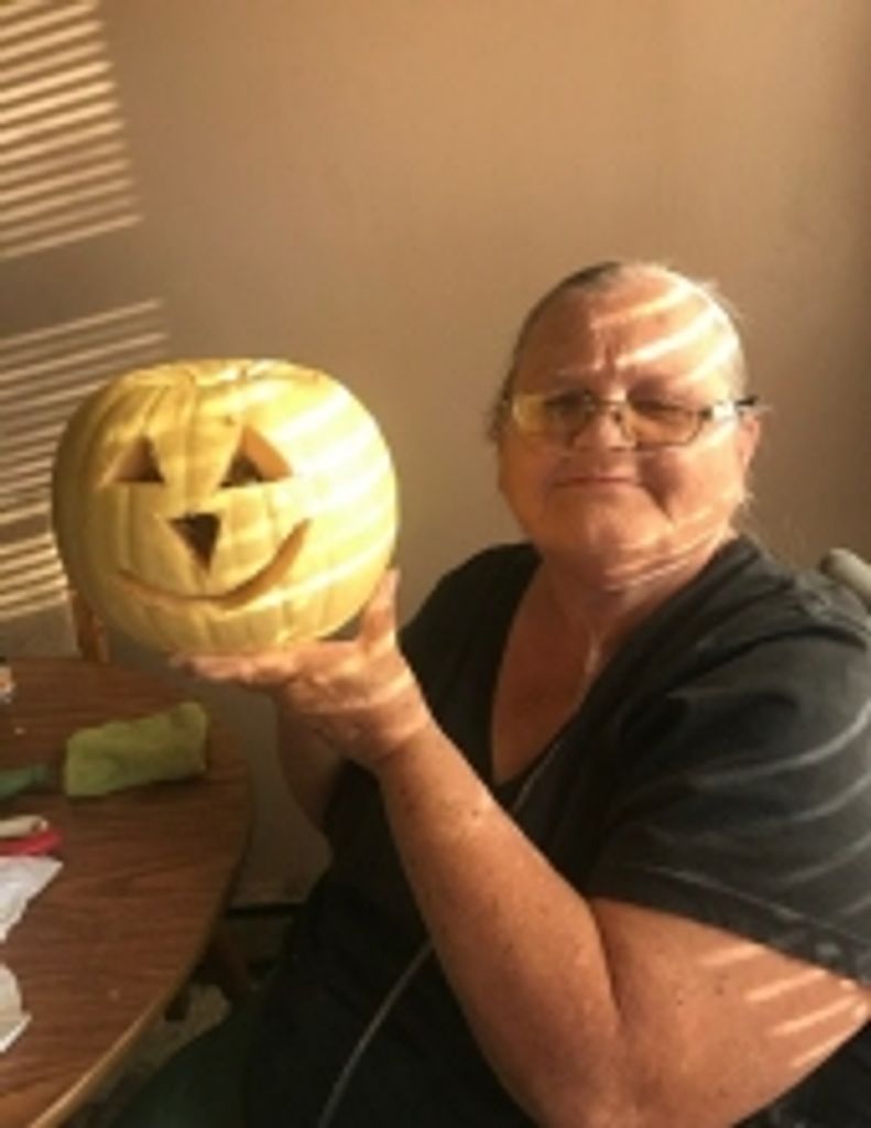 Glenda  Grayson 