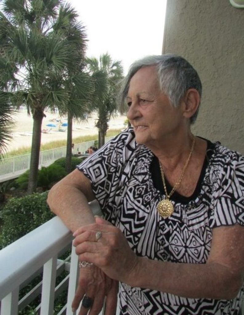 Ann Novogroski Profile Photo