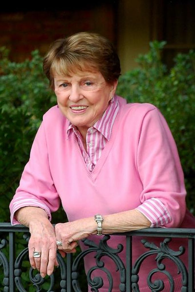 Betty Hastings Profile Photo