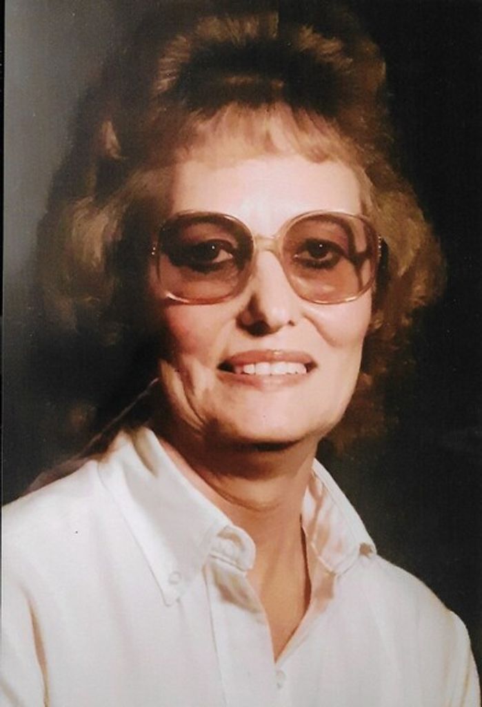 Emma Young Gray Profile Photo