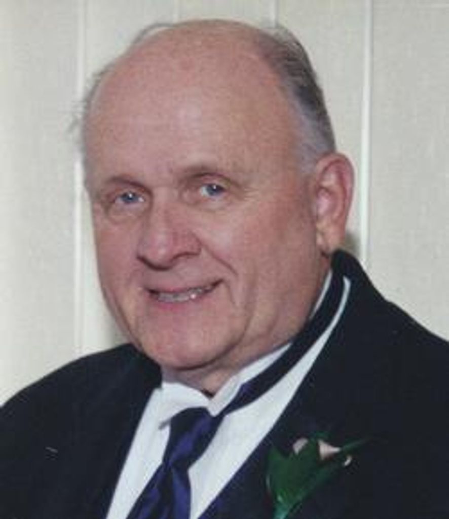 Clifford C Medland Profile Photo