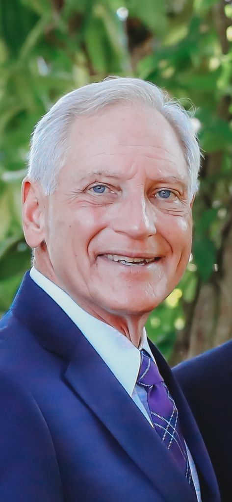 Kenneth Wobbekind Profile Photo