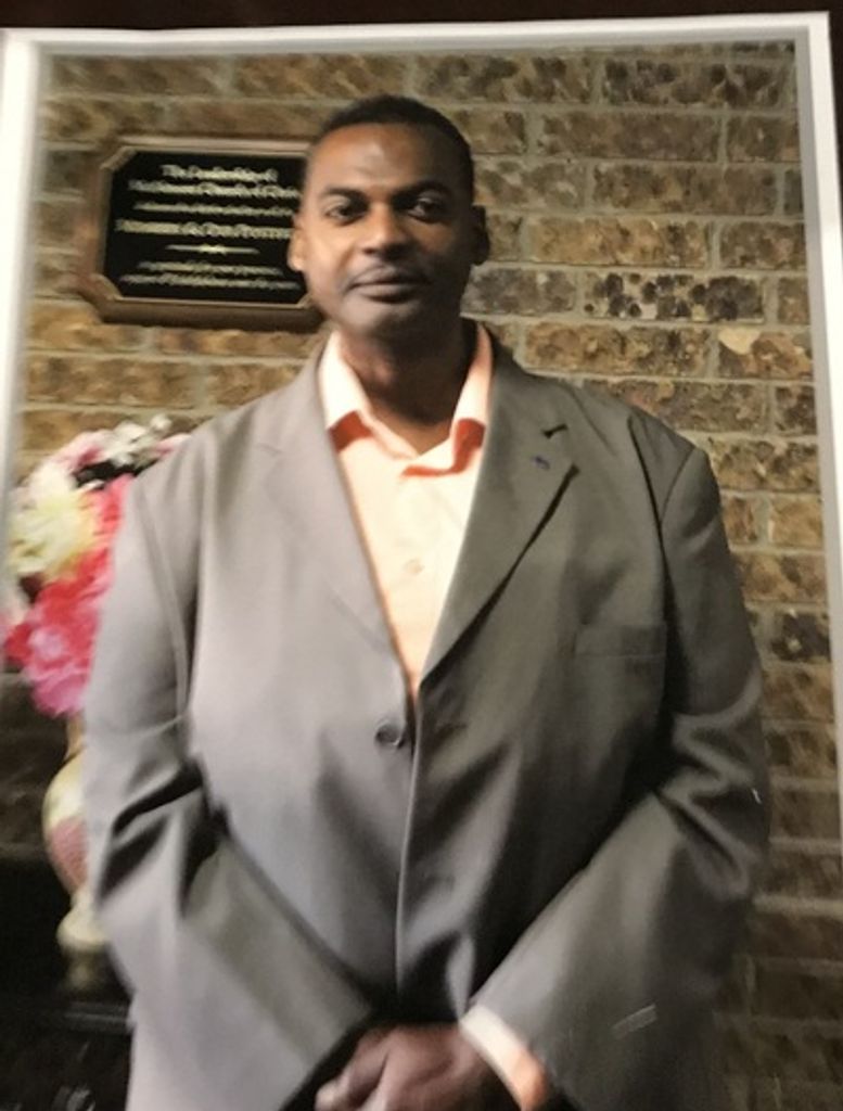 Glen Casyus Moore Profile Photo