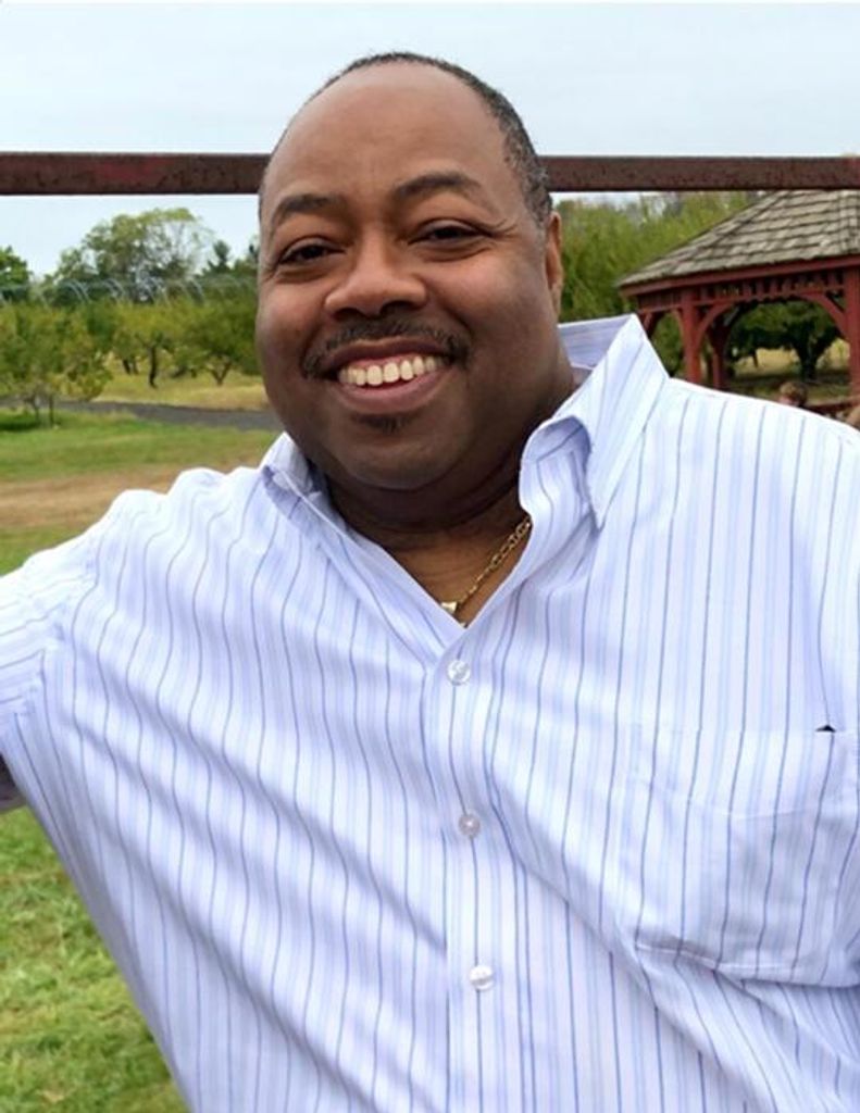 Charles Aaron Simmons Profile Photo