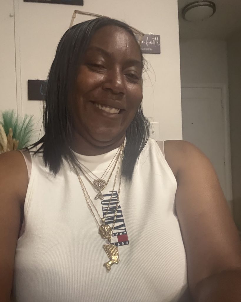 Anya Tomeka Owens-Ray Profile Photo