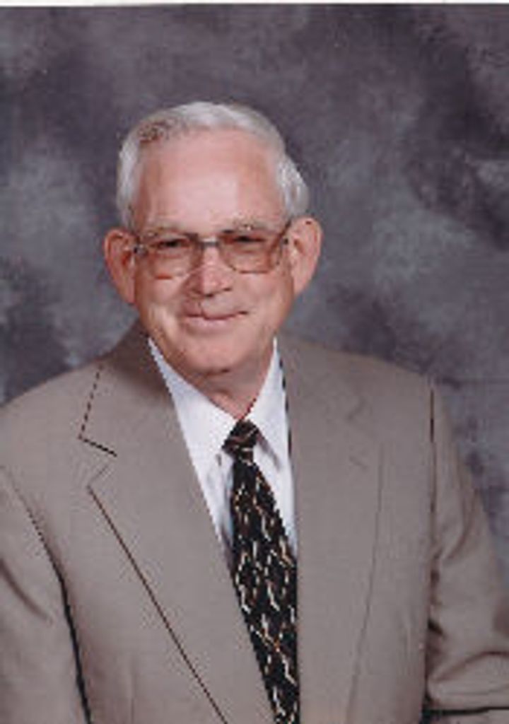 Richard Lewis Burke Profile Photo