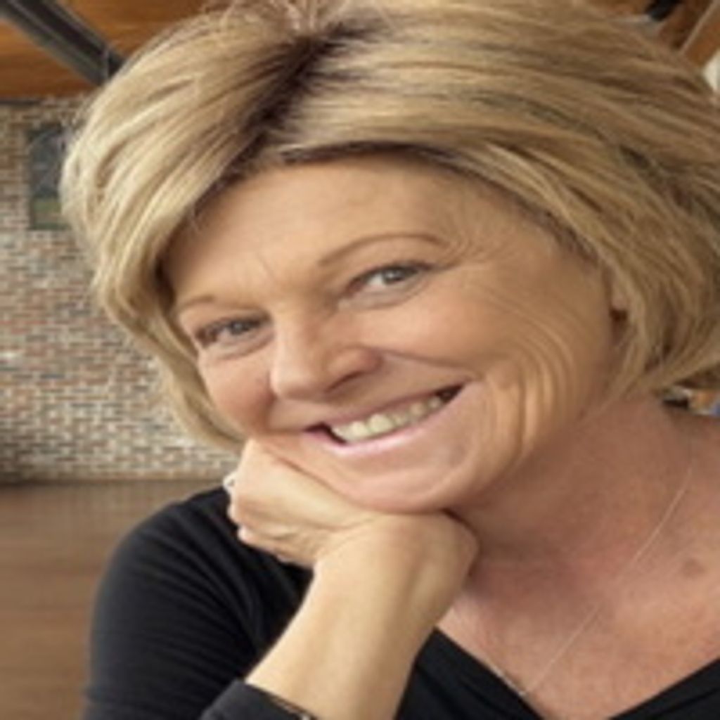 Lisa Stelly Comeaux