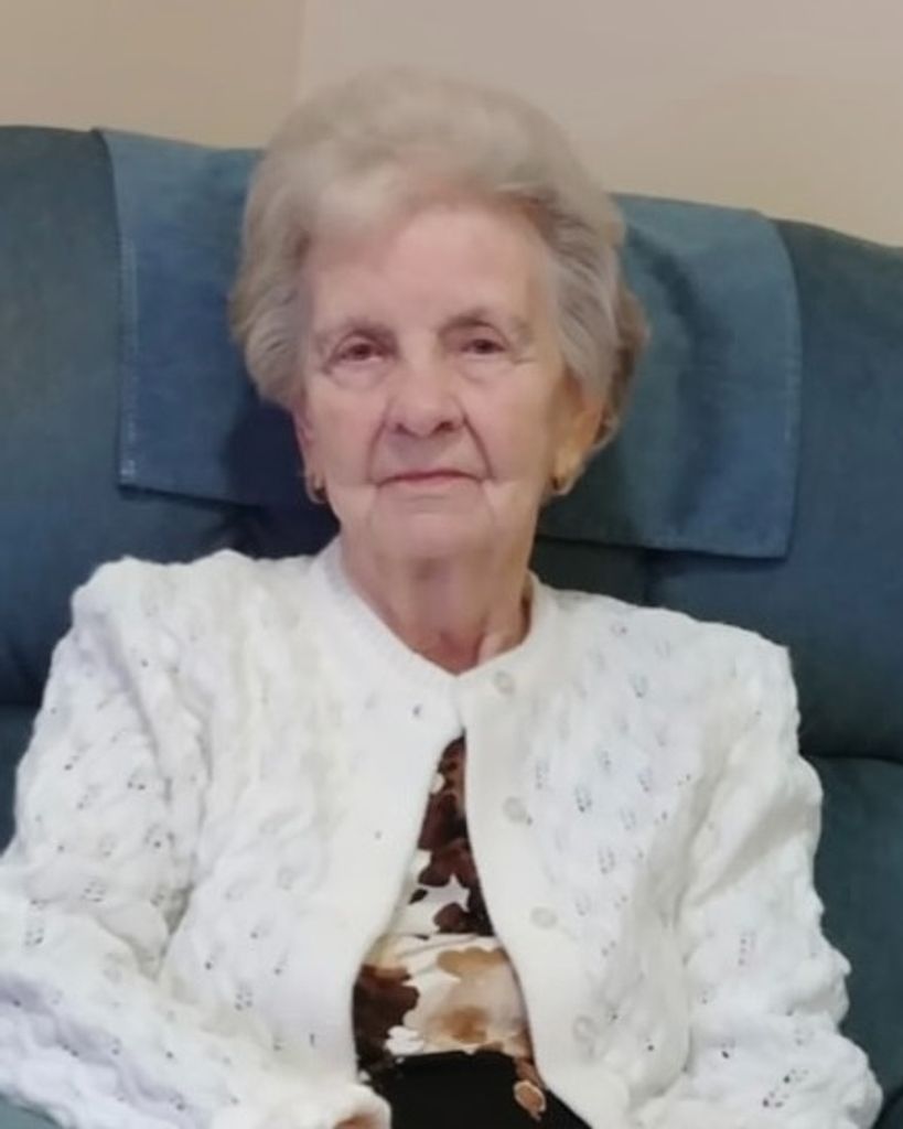 "Connie" Lula Mae Reynolds Profile Photo