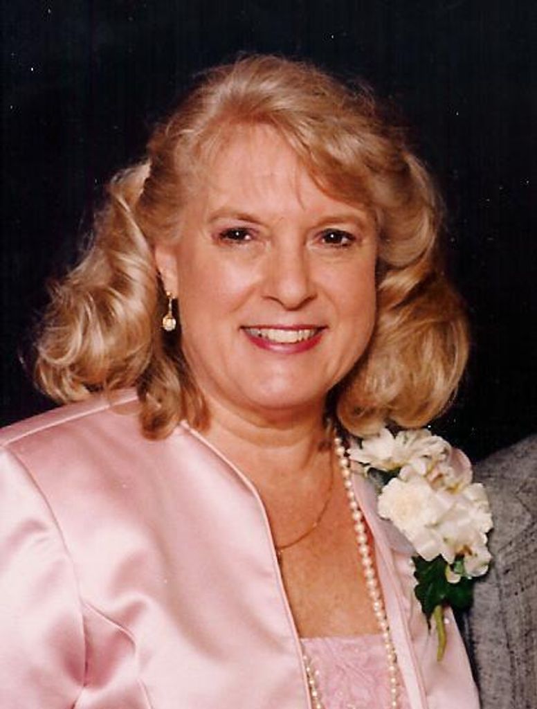 Carol Lee (Mueller)  Sierens