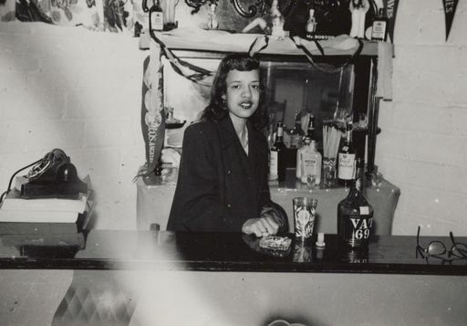 Gertrude Crenshaw photo gallery thumbnail 25 of 64