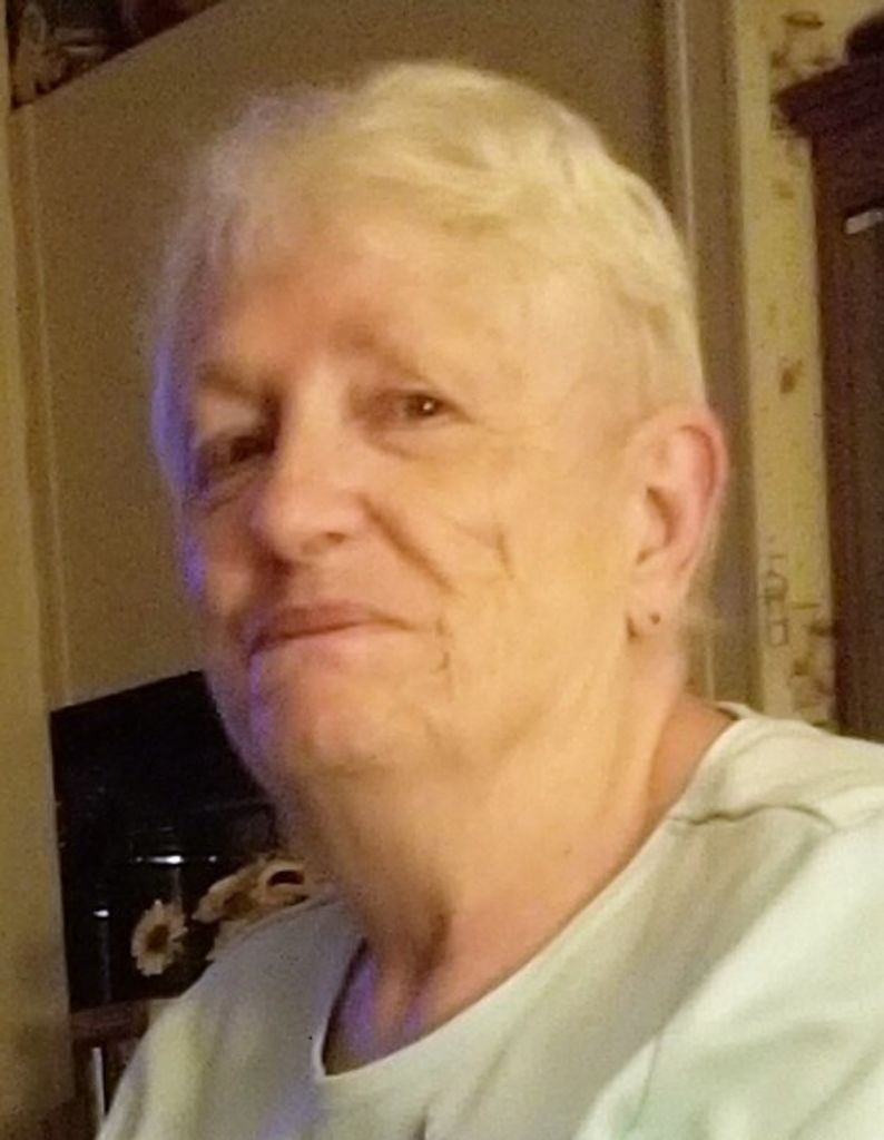 Dora Somogynari Profile Photo