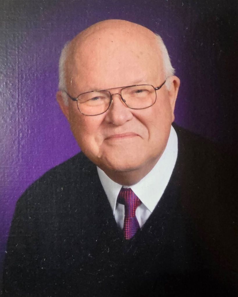 Pastor Carl Gilbert Hansen