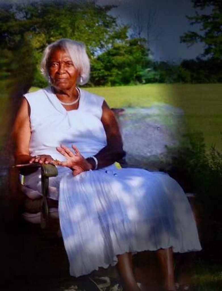 Annie Bell Dantzler Profile Photo