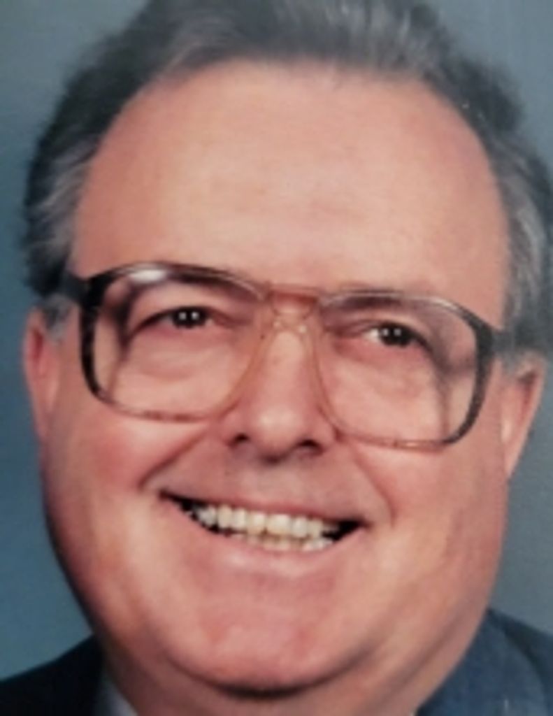 Kenneth Wilburn Holt