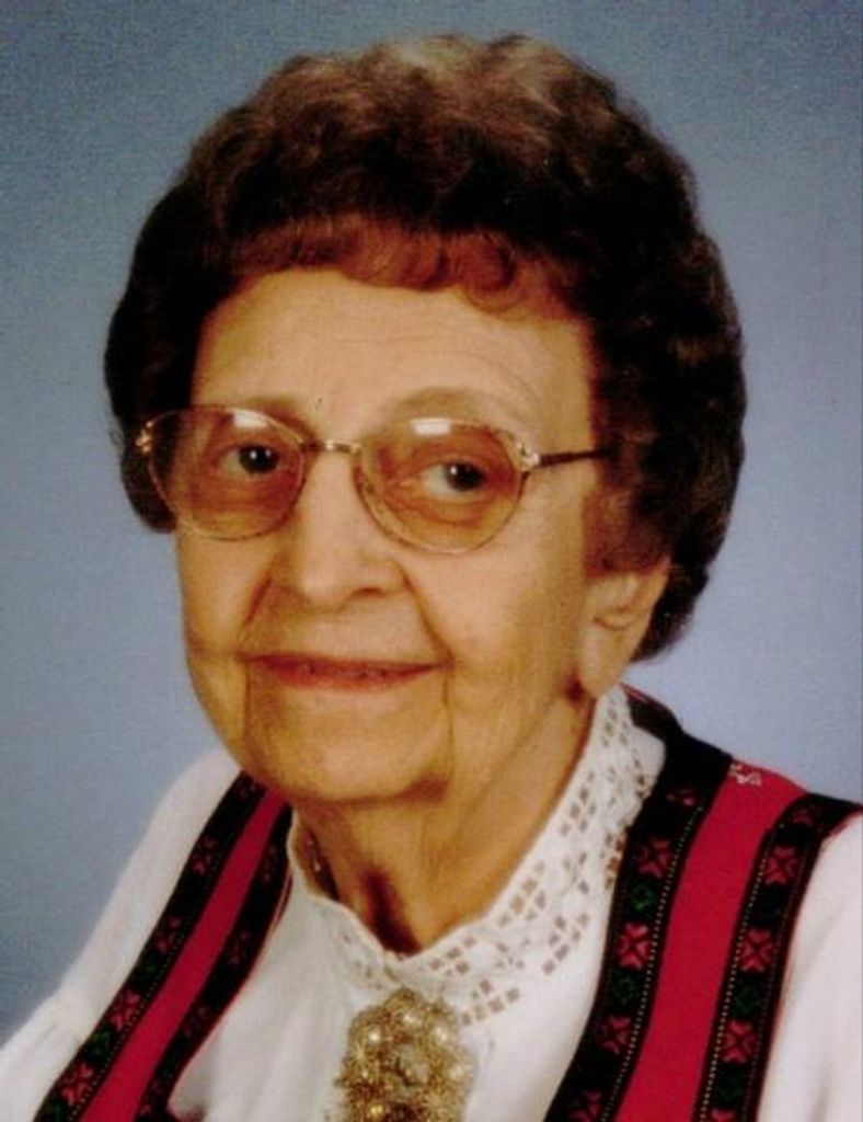 Edna Pearl Prestholdt