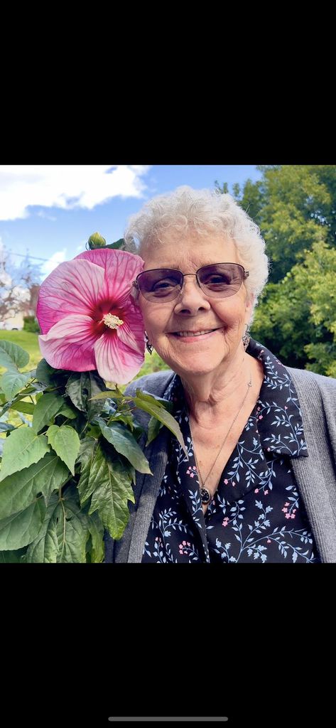 Delores Handsuch Profile Photo