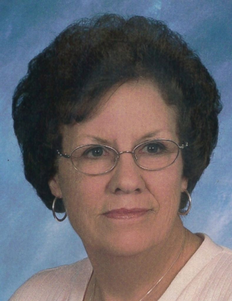Frankie Teal Mills Profile Photo