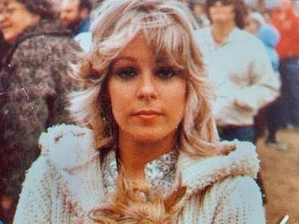 Linda Christine "Chris" Coffey