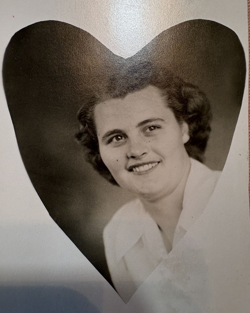 Eutrola "Bobbie" Black