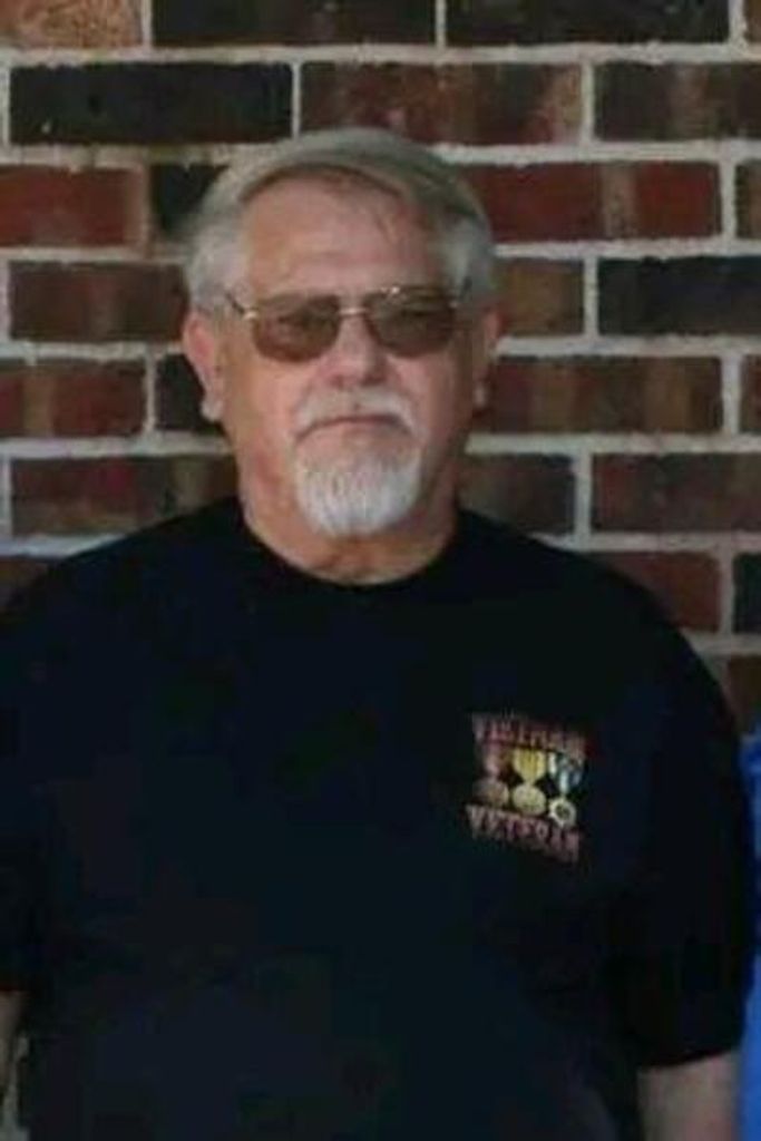 Leon Hoover Profile Photo