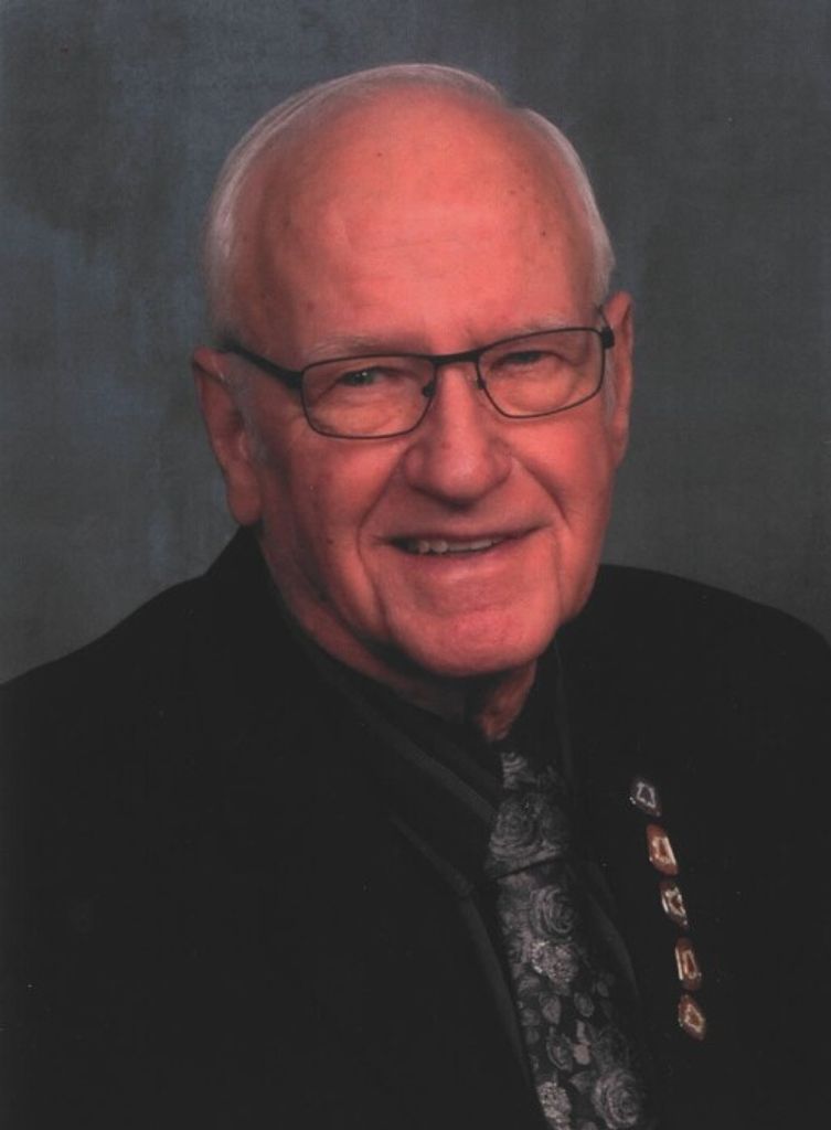 Lowell Ross Lemmons Profile Photo
