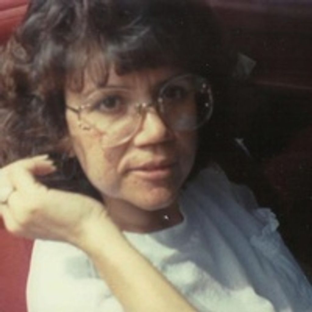 Betty Terrones Profile Photo