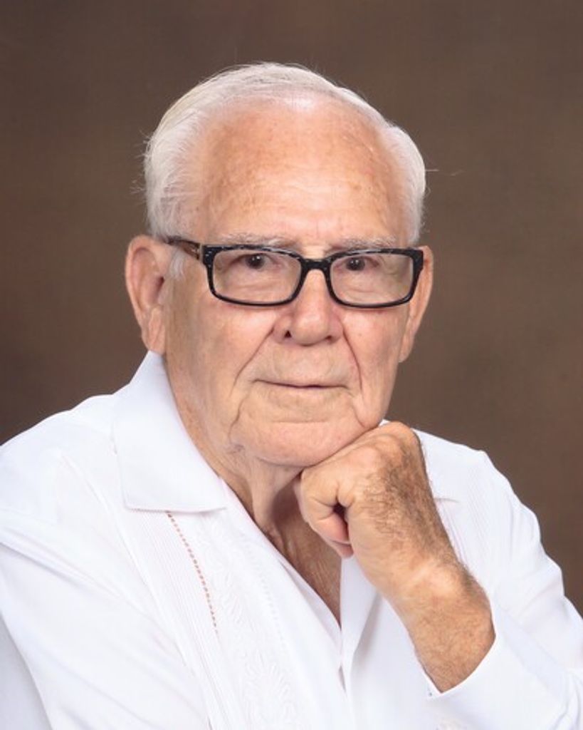 Dr. Raymond Hill Profile Photo