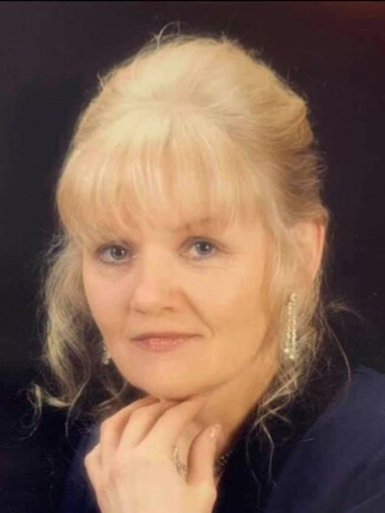 Suzanne Deckrow Profile Photo