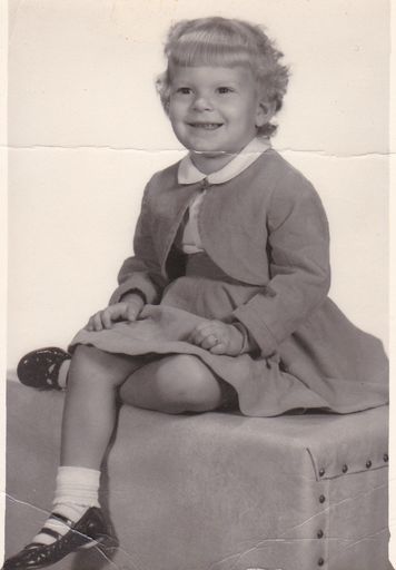Michele Ann Gibson photo gallery thumbnail 3 of 54