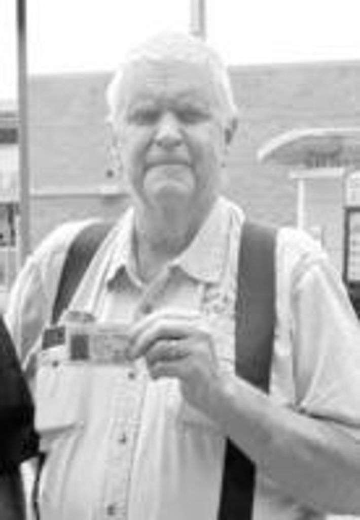 Clifford  Duane Small