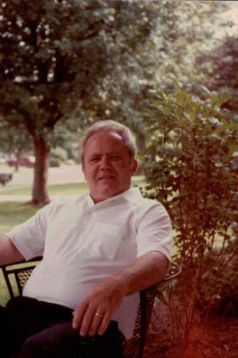 Robert "Bob" E. Bennett Profile Photo