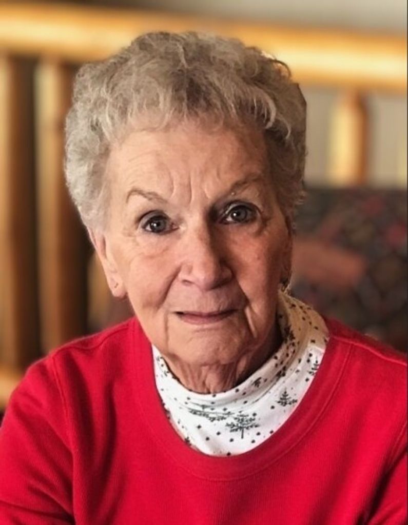 Mary Lou Malee Profile Photo