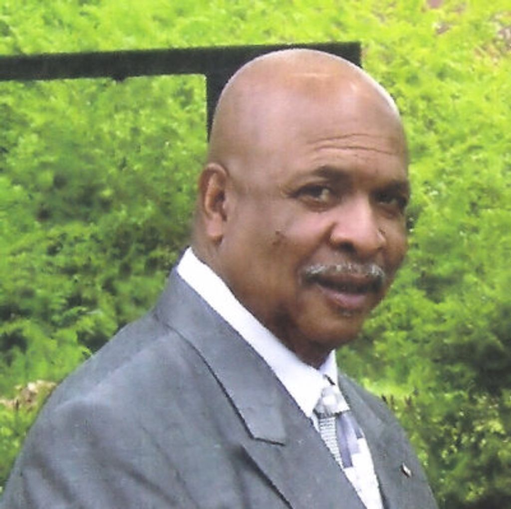 Noah Graves Profile Photo