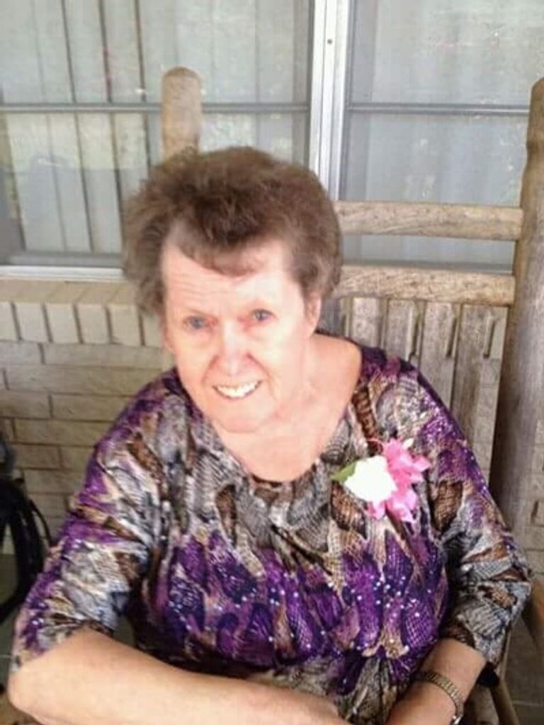 Renate Hood Profile Photo