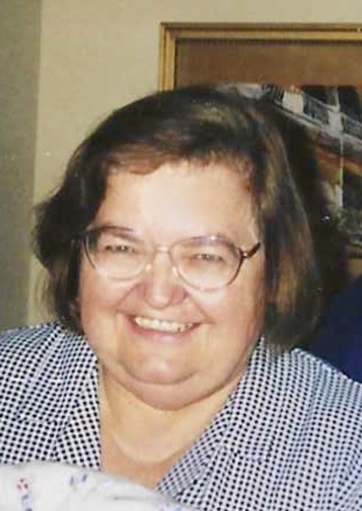 Helga Erna (Scharlach)  Maxwell Profile Photo