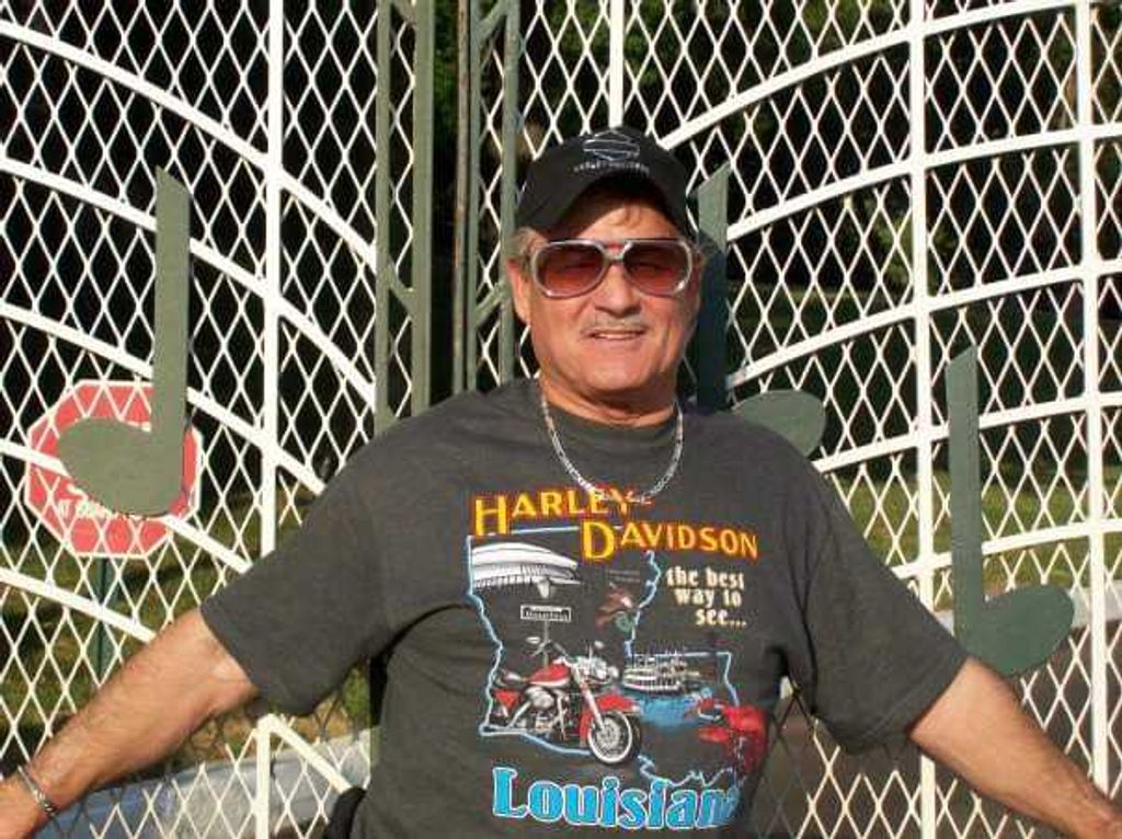 Darrell James Louviere Profile Photo